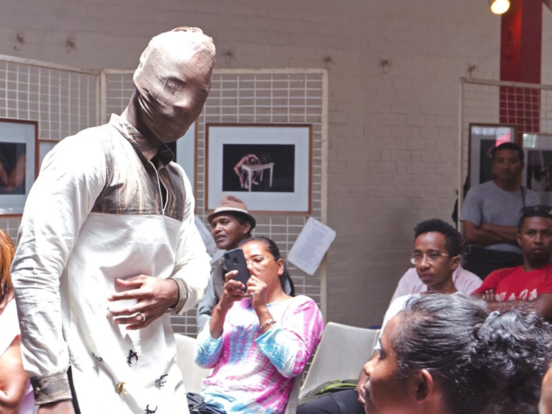 Expo Nu Artistique et défilé à Antananarivo Expo Nu Artistique et défilé à Antananarivo