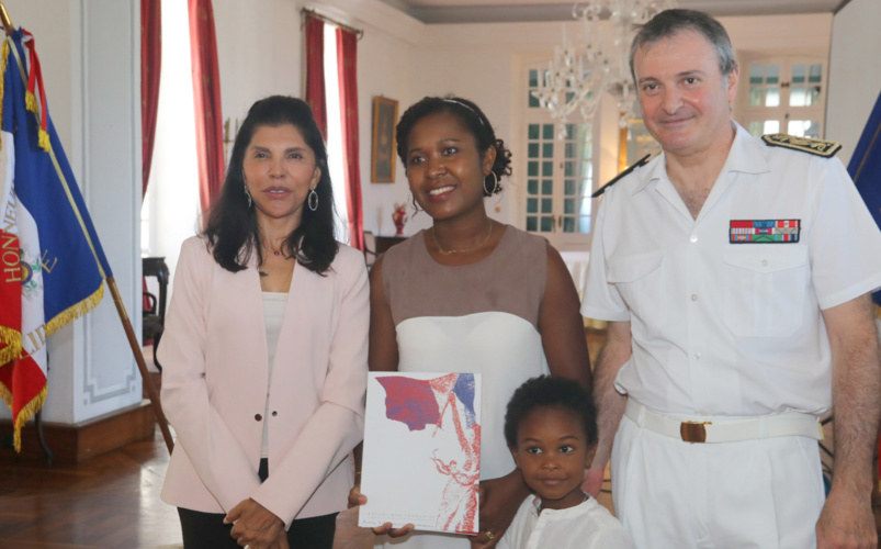 Cérémonie d'entrée dans la nationalité française: 80 personnes naturalisées Cérémonie d'entrée dans la nationalité française: 80 personnes naturalisées