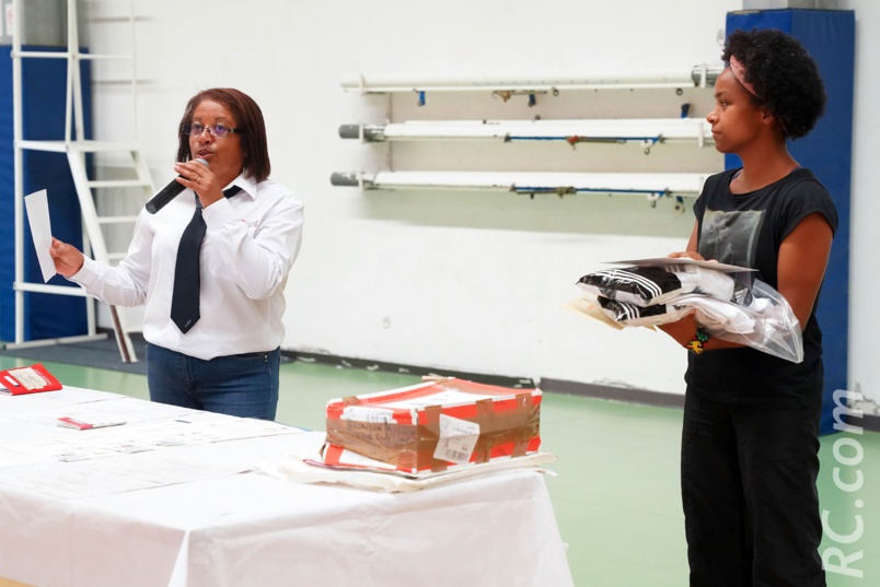 La présidente de la Ligue Réunionnaise de Taekwondo, Eliette Grondin, veillait au grain La présidente de la Ligue Réunionnaise de Taekwondo, Eliette Grondin, veillait au grain