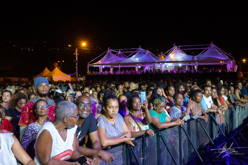 Kassav en concert à Expobat: succès fou!