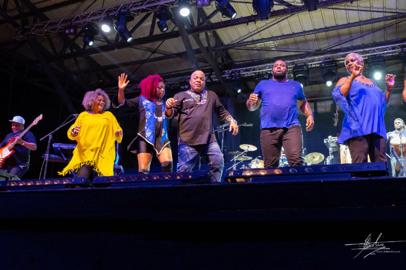 Kassav en concert à Expobat: succès fou!