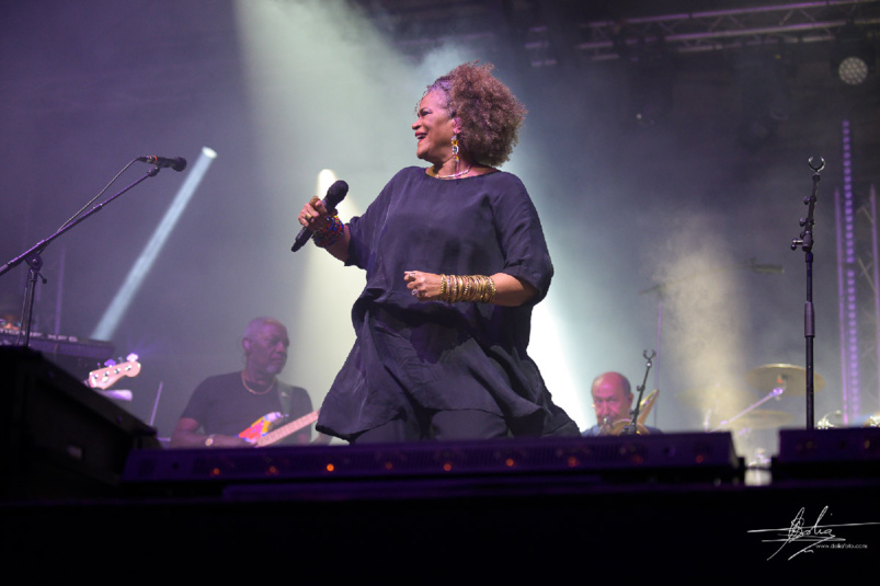 Kassav en concert à Expobat: succès fou!