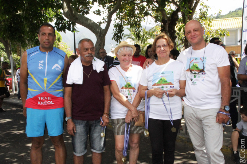 Une partie de l’équipe d’organisation, avec notamment Patrick Bègue, adjoint au maire délégué au sport et Dominique Grondin Une partie de l’équipe d’organisation, avec notamment Patrick Bègue, adjoint au maire délégué au sport et Dominique Grondin
