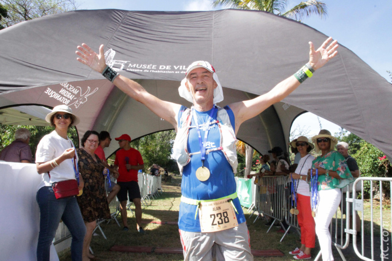 Alain Descorsier où quand la canne de combat mène au trail
