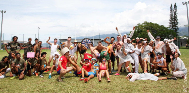 Grosse ambiance dans le tournoi de rugby Grosse ambiance dans le tournoi de rugby