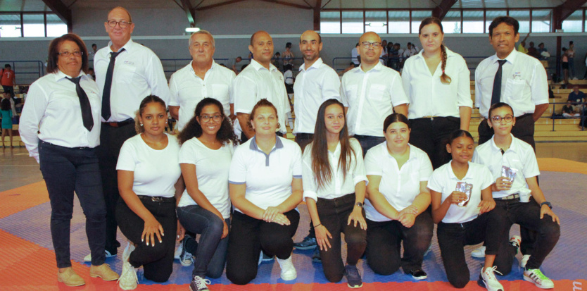 Les officiels de ce championnat présidé par la présidente de la Ligue Eliette Grondin Les officiels de ce championnat présidé par la présidente de la Ligue Eliette Grondin