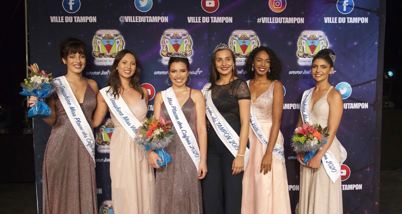 Miss Plaine des Cafres 2019 et Miss Ville du Tampon 2019 avec leurs dauphines Miss Plaine des Cafres 2019 et Miss Ville du Tampon 2019 avec leurs dauphines