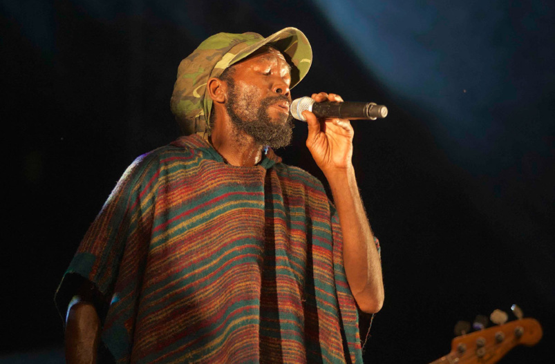 Concert Tiken Jah Fakoly à Saint-Leu: toutes les photos
