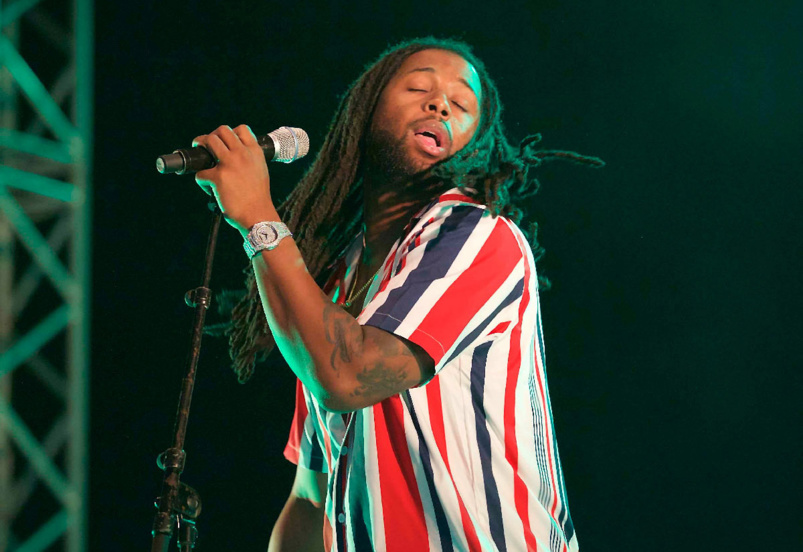 Concert Tiken Jah Fakoly à Saint-Leu: toutes les photos