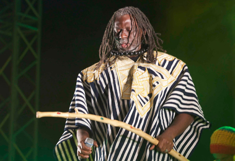 Concert Tiken Jah Fakoly à Saint-Leu: toutes les photos