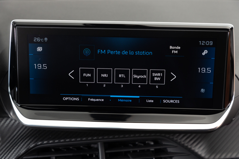 Peugeot 208, tout change: c’est la nouvelle star !