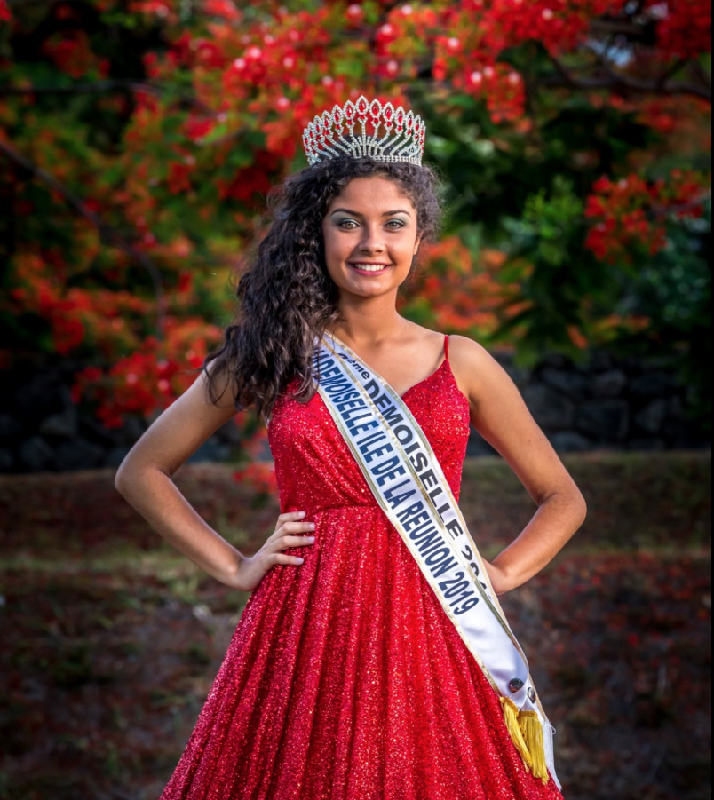 Laura Turpin va rendre sa couronne samedi... Laura Turpin va rendre sa couronne samedi...