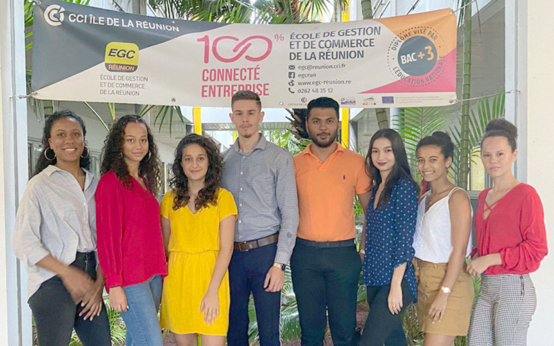 Les 8 étudiant(e)s de l'EGC qui ont travaillé d'arrache-pied sur ce projet: Tanais Hoarau, Alizée Gravier, Camille Payet, Lucas Annette, Pierre Boulevart, Joy’s Laï-Leung-Kwong, Anita Mazeau et Ericka Duchemann Les 8 étudiant(e)s de l'EGC qui ont travaillé d'arrache-pied sur ce projet: Tanais Hoarau, Alizée Gravier, Camille Payet, Lucas Annette, Pierre Boulevart, Joy’s Laï-Leung-Kwong, Anita Mazeau et Ericka Duchemann