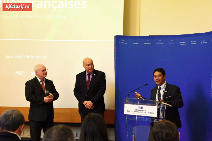 Fausteau Bouchereau et Paul Luu avec Jimmy Péribe (Provanille) Réunion. Fausteau Bouchereau et Paul Luu avec Jimmy Péribe (Provanille) Réunion.