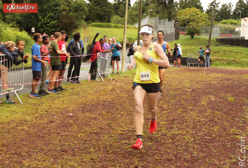 Fleur Santos Da Silva succède à sa coéquipière Julie Rivière, elle est championne de La Réunion