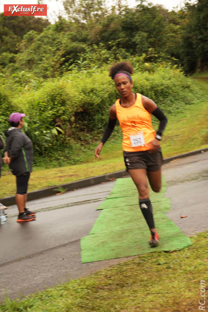 Lucie Claurat de l'AC Saint-Paul Lucie Claurat de l'AC Saint-Paul