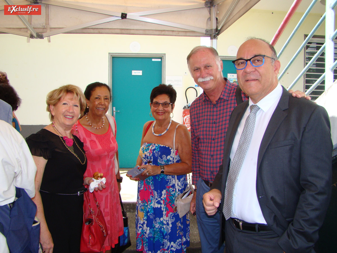 Christiane André, présidente de l'AMOPA, une invitée, Colette Séry, ancienne normalienne, Bernard Hoarau, de la MAIF, et Philippe Eugène, Inspecteur Education Nationale 1er degré