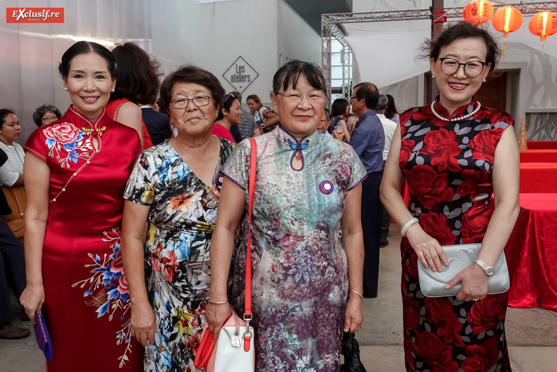 Dong Zhijiao, une invitée, Marie-Ange Durrieu, de l’association Dragon Boat, et Yang Qing, vice-consule générale