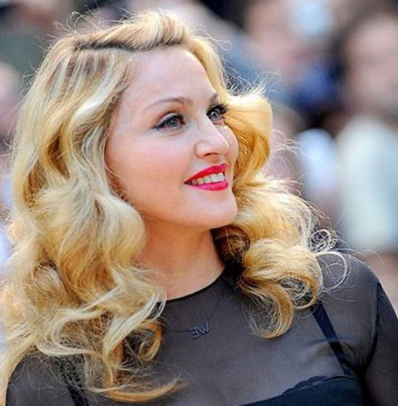 Madonna a 53 ans, ses fans l'ont traitée "d'immature"... Madonna a 53 ans, ses fans l'ont traitée "d'immature"...