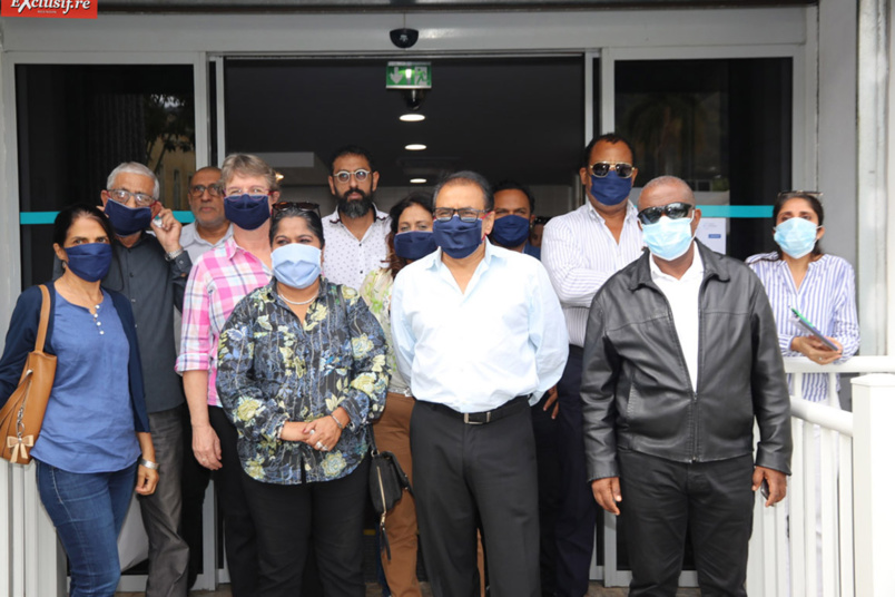 La délégation de la CCIR qui a visité les commerces du centre-ville de Saint-Denis La délégation de la CCIR qui a visité les commerces du centre-ville de Saint-Denis