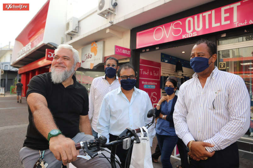 La CCIR distribue des masques aux commerçants du centre-ville de Saint-Denis