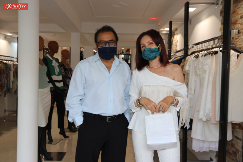 La CCIR distribue des masques aux commerçants du centre-ville de Saint-Denis La CCIR distribue des masques aux commerçants du centre-ville de Saint-Denis