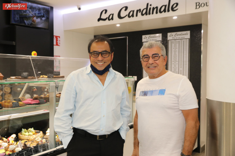 La CCIR distribue des masques aux commerçants du centre-ville de Saint-Denis La CCIR distribue des masques aux commerçants du centre-ville de Saint-Denis