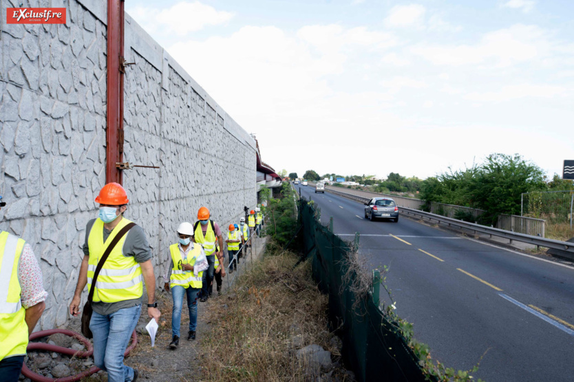 Le pont sera-t-il livré avant la prochaine saison des pluies? Rien n'est moins sûr... Le pont sera-t-il livré avant la prochaine saison des pluies? Rien n'est moins sûr...