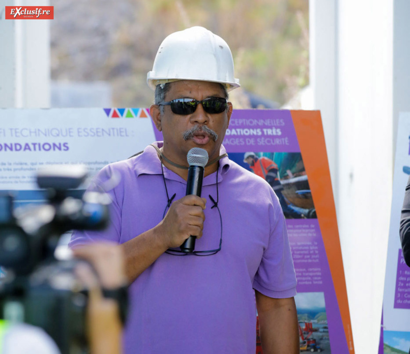 Didier Robert visite le chantier du pont de la Rivière des Galets et fait le point Didier Robert visite le chantier du pont de la Rivière des Galets et fait le point