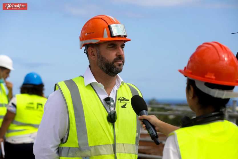 Didier Robert visite le chantier du pont de la Rivière des Galets et fait le point 