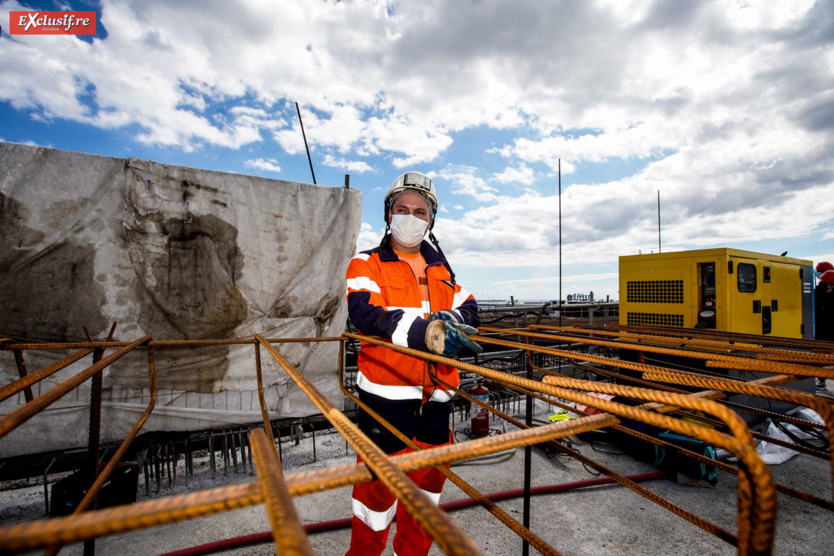 Didier Robert visite le chantier du pont de la Rivière des Galets et fait le point 