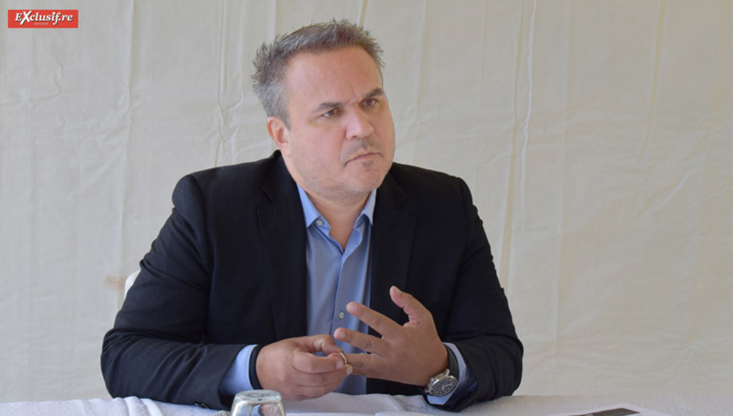 Didier Robert a écouté attentivement les différents intervenants Didier Robert a écouté attentivement les différents intervenants