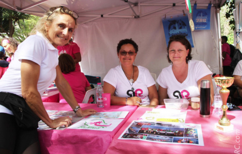 Nathalie Bourcier sur un stand à l'Etang-Salé en 2019 Nathalie Bourcier sur un stand à l'Etang-Salé en 2019