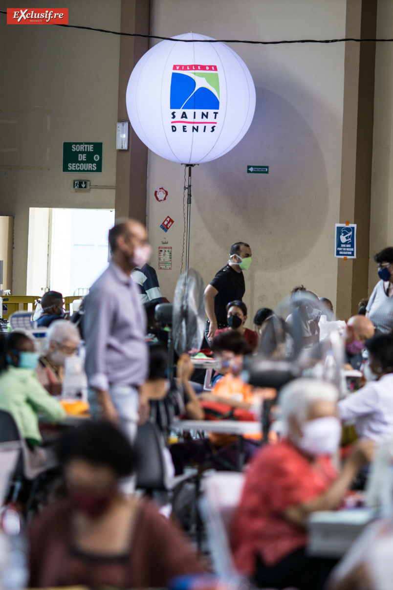 La "Nuit des Masques" à Champ Fleuri avec la Mairie de Saint-Denis: photos 