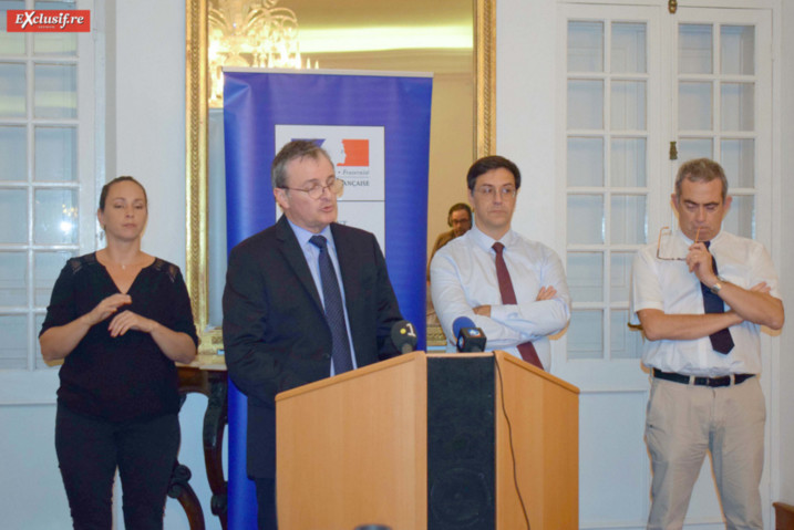 A droite du Préfet, Pascal Gauci, secrétaire général pour les affaires régionales, et Michel-Henri Mattera, directeur de la Dieccte A droite du Préfet, Pascal Gauci, secrétaire général pour les affaires régionales, et Michel-Henri Mattera, directeur de la Dieccte