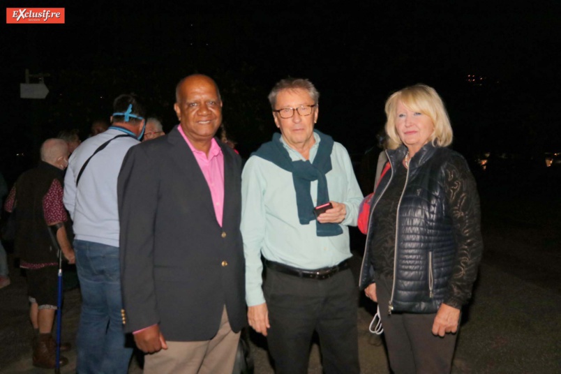 Hommage à Georges Floyd à Champ Fleuri: photos Hommage à Georges Floyd à Champ Fleuri: photos