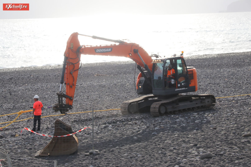 Le câble est tiré par un engin... Le câble est tiré par un engin...