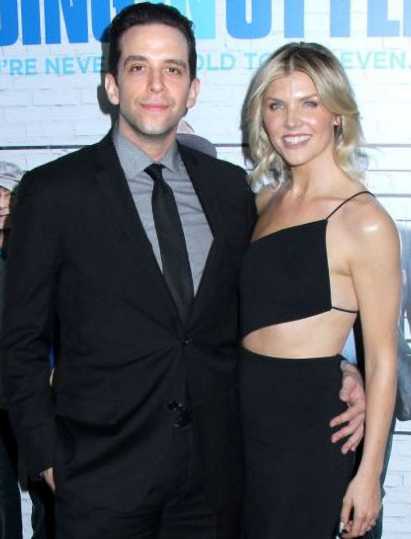 Nick Cordero et Amanda Kloots formaient un beau couple, ils ont eu un enfant il y a un an... Nick Cordero et Amanda Kloots formaient un beau couple, ils ont eu un enfant il y a un an...