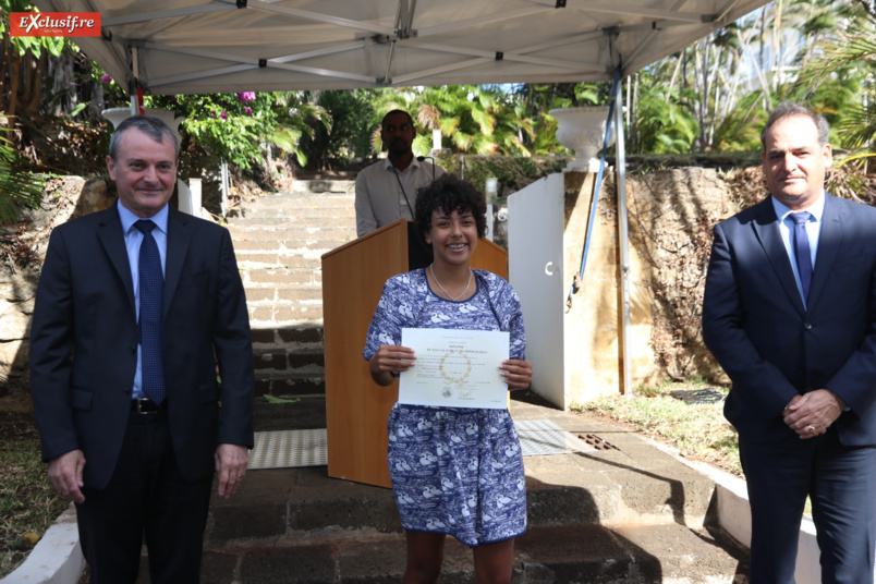 Les bacheliers 2020 les plus méritants reçus à la Préfecture: photos Les bacheliers 2020 les plus méritants reçus à la Préfecture: photos
