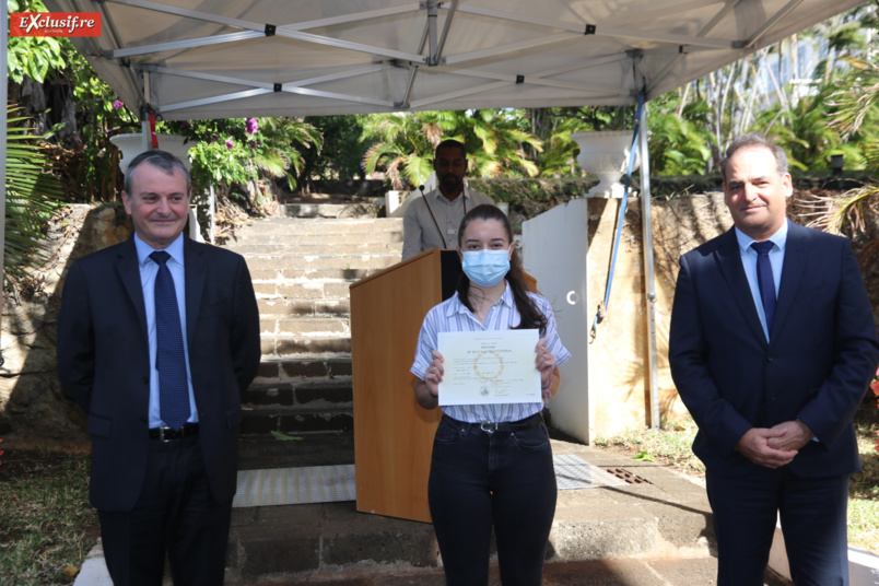 Les bacheliers 2020 les plus méritants reçus à la Préfecture: photos Les bacheliers 2020 les plus méritants reçus à la Préfecture: photos