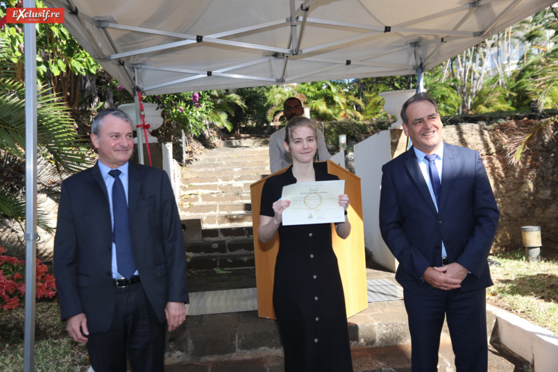 Les bacheliers 2020 les plus méritants reçus à la Préfecture: photos Les bacheliers 2020 les plus méritants reçus à la Préfecture: photos