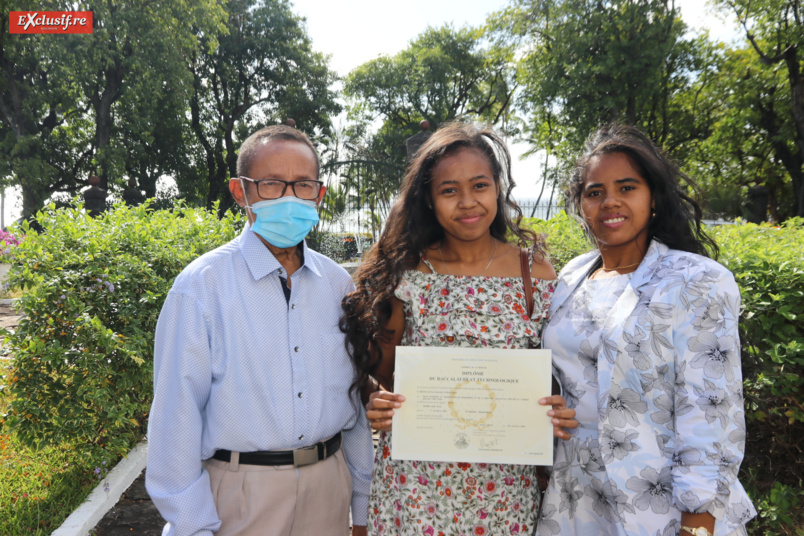 Les bacheliers 2020 les plus méritants reçus à la Préfecture: photos Les bacheliers 2020 les plus méritants reçus à la Préfecture: photos