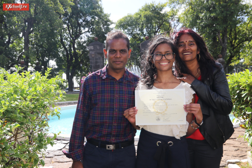 Les bacheliers 2020 les plus méritants reçus à la Préfecture: photos Les bacheliers 2020 les plus méritants reçus à la Préfecture: photos