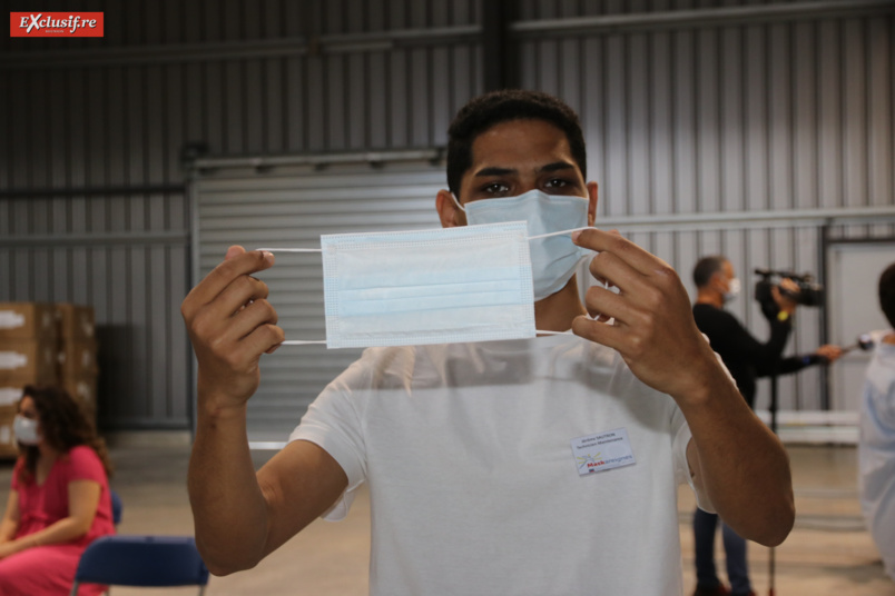 Un masque chirurgical de qualité supérieure Un masque chirurgical de qualité supérieure