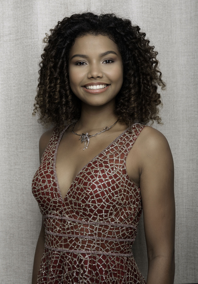 N°9. Emmanuelle POTHIN - 18 ans, 1,73 m - Trois Bassins