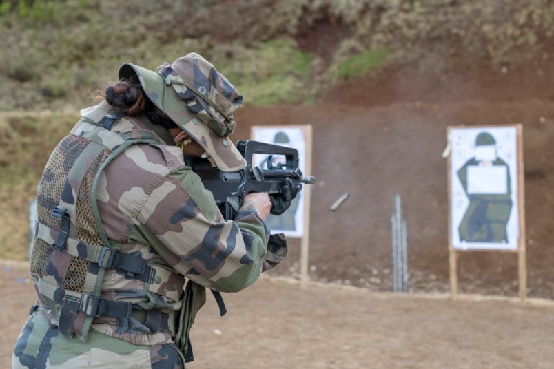 15 jours de formation à Pierrefonds et à la Plaine des Cafres (ici au stand de tir)