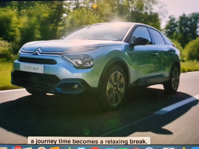 Elle ne ressemble plus du tout à la C4 précédente... Elle ne ressemble plus du tout à la C4 précédente...