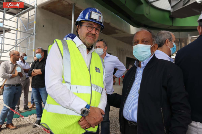 Téléphérique à Saint-Denis: premier pylône posé, les travaux avancent Téléphérique à Saint-Denis: premier pylône posé, les travaux avancent