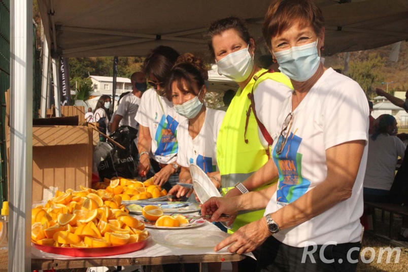 Les bénévoles s’activent, les coureurs ont été aux petits soins Les bénévoles s’activent, les coureurs ont été aux petits soins