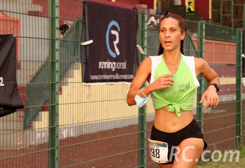 Frédérique Weigel, 1ère Master 1, dans le temps de 43’ 23’’